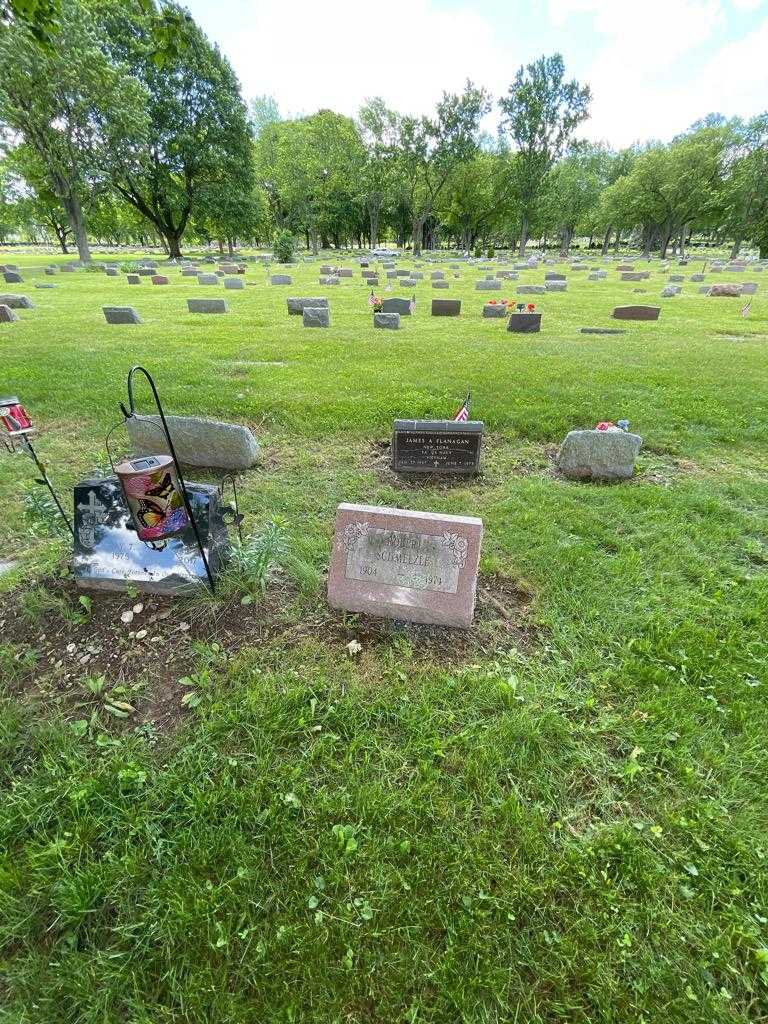 Robert Schmelzle's grave. Photo 1