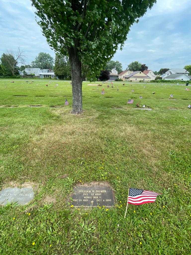 William H. Palmer's grave. Photo 1
