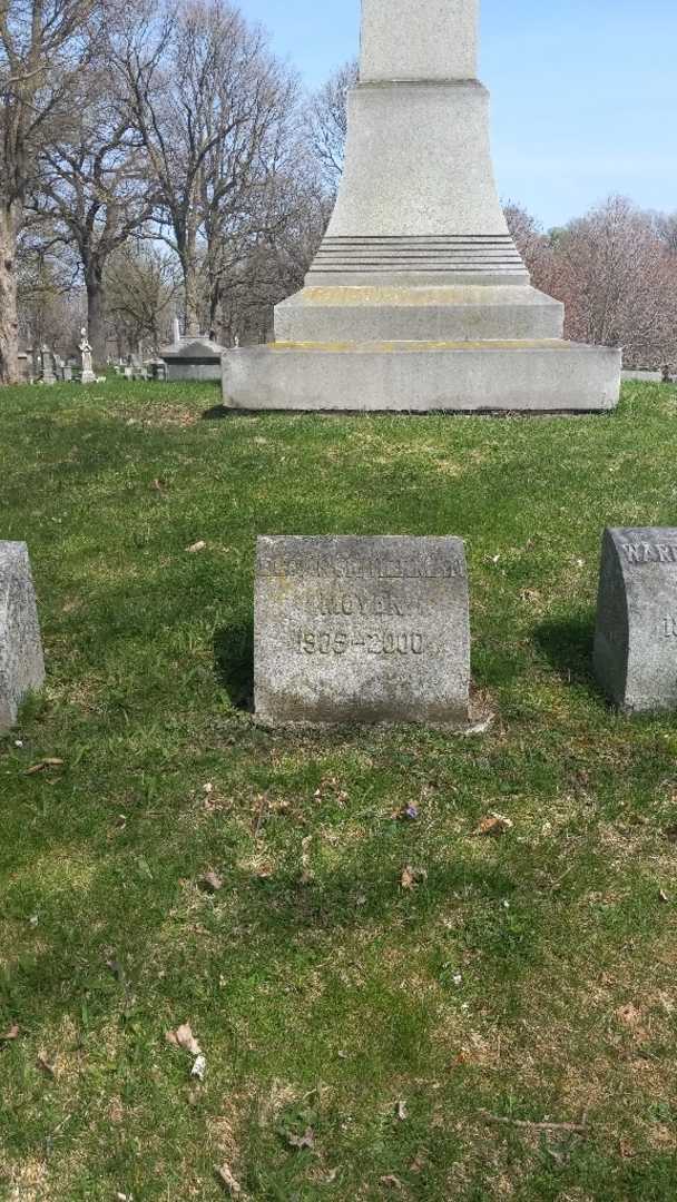 Eleanor Herman Moyer's grave. Photo 2