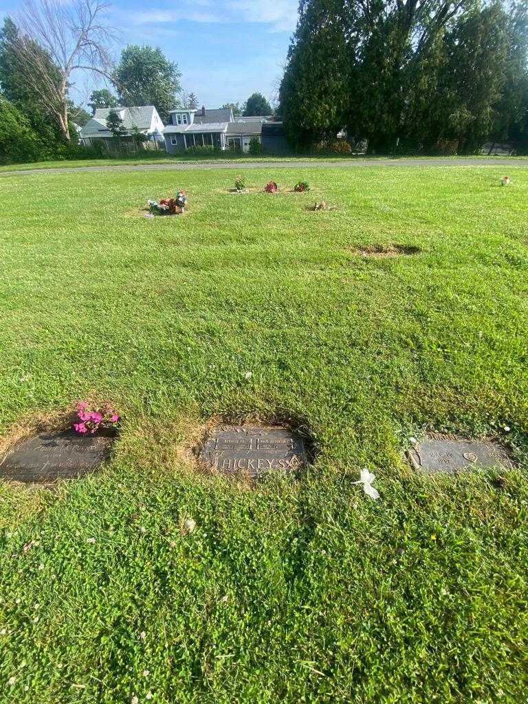 Hickey's Myracle Joi Hickey's grave. Photo 1