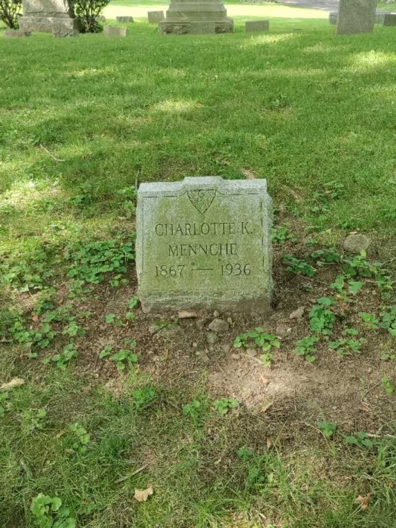 Charlotte K. Mennche's grave. Photo 3