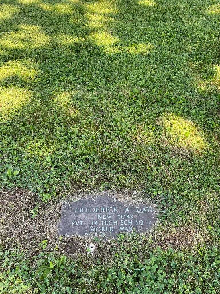 Frederick A. Dair's grave. Photo 2