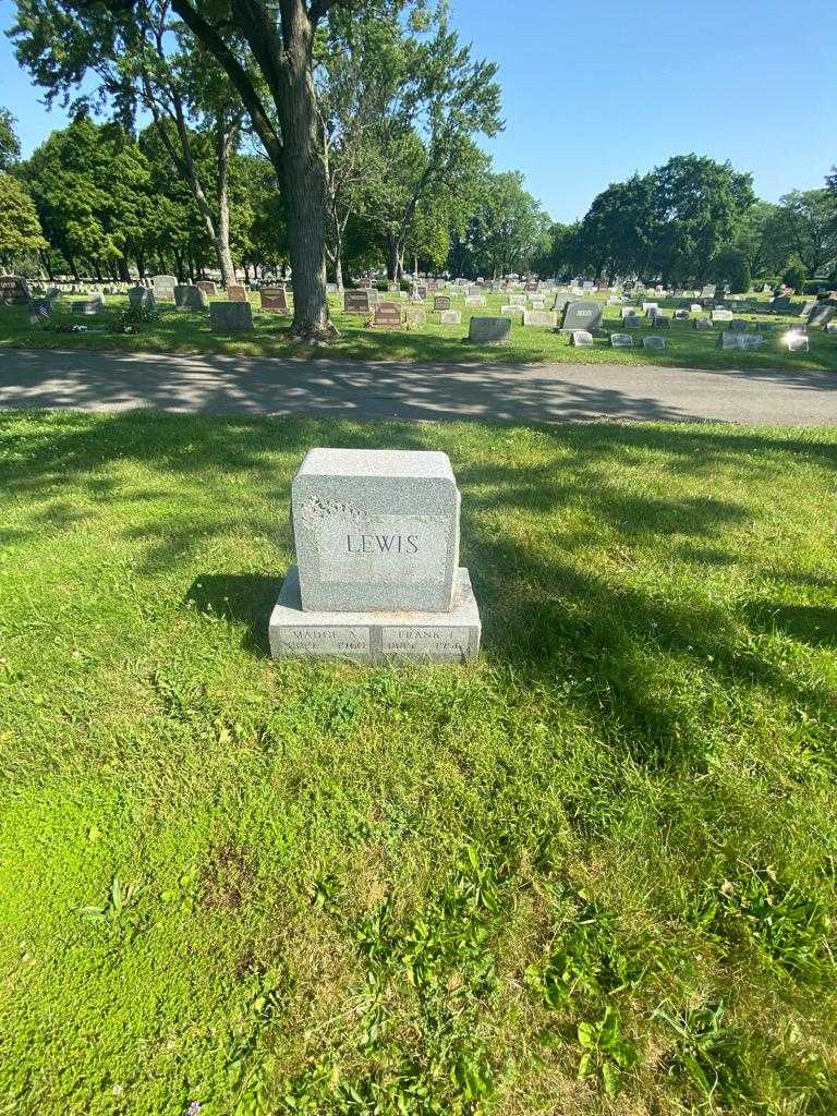 Madge A. Lewis's grave. Photo 1