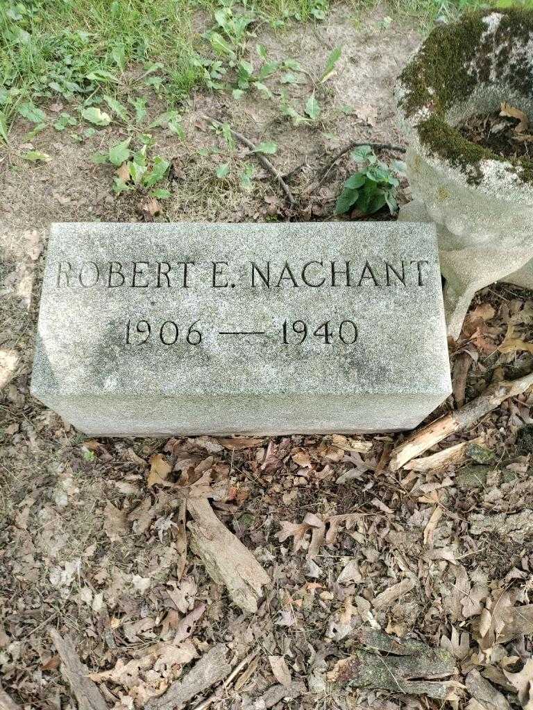 Robert E. Nachant's grave. Photo 3