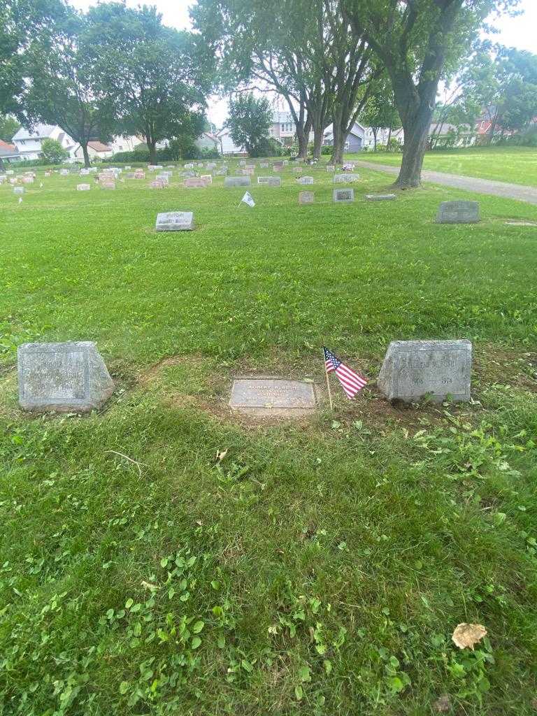 Robert B. Bush's grave. Photo 1