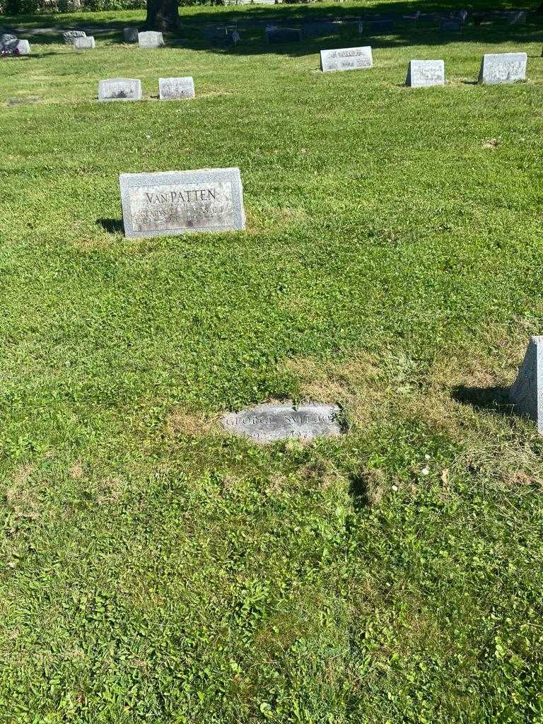 George Sveljo's grave. Photo 2