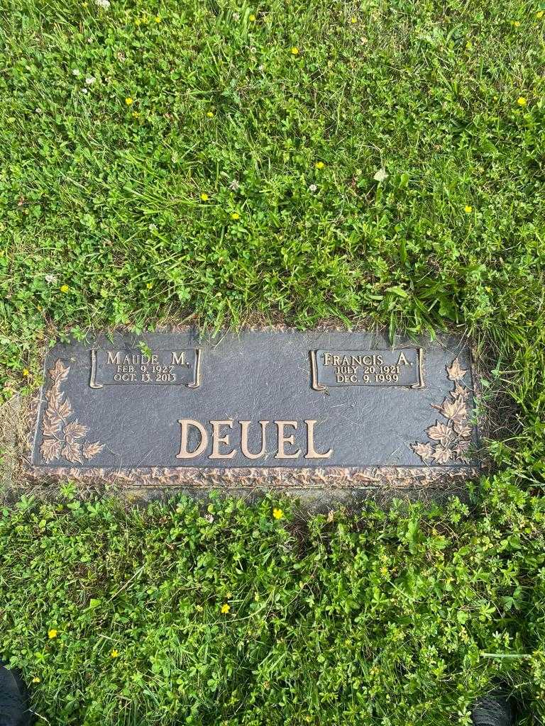 Maude M. Deuel's grave. Photo 3