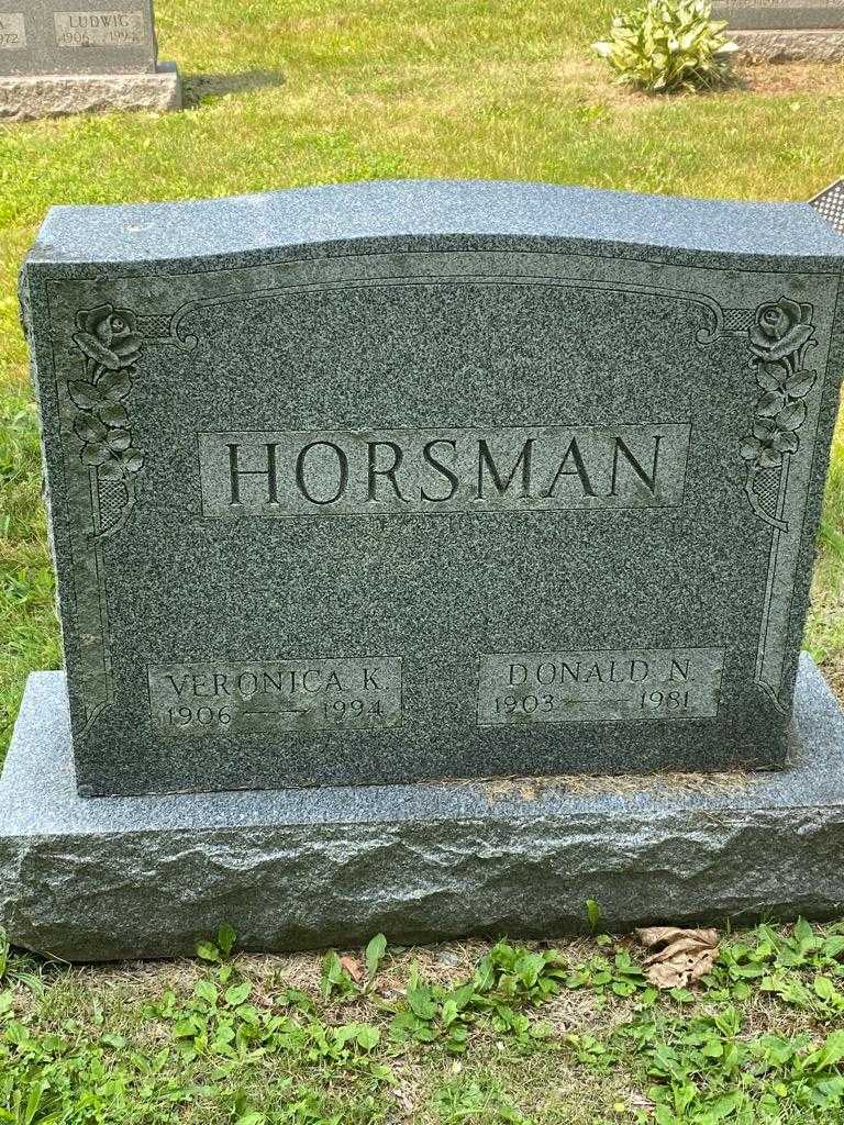 Veronica K. Horsman's grave. Photo 3