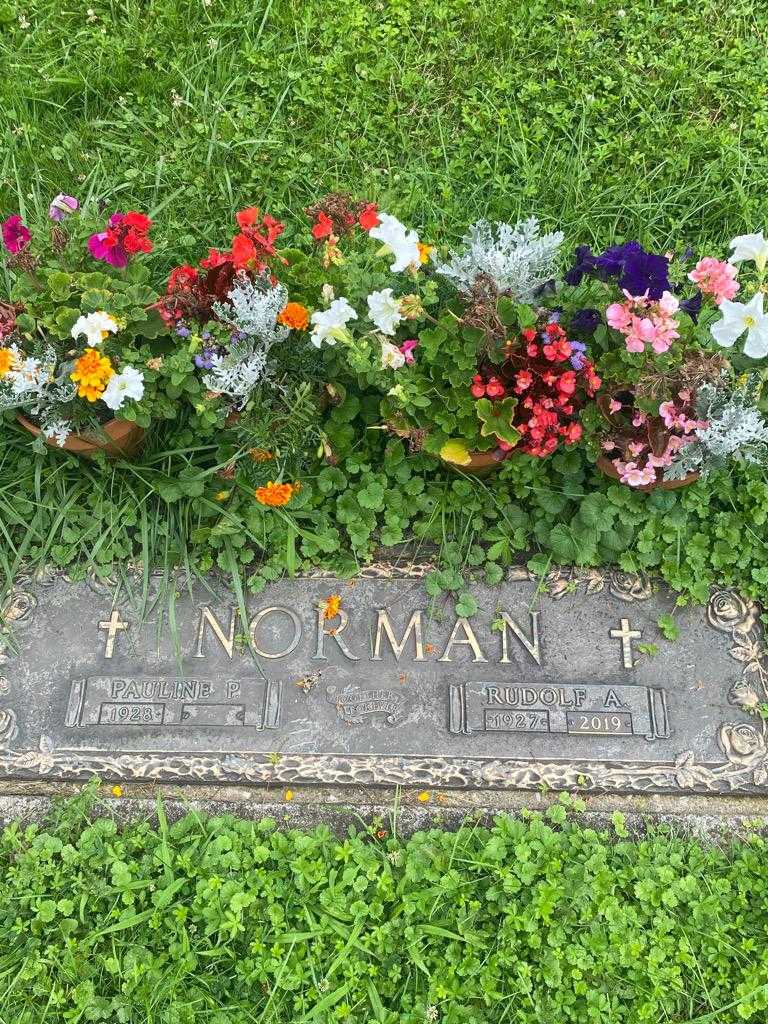 Rudolf A. Norman's grave. Photo 3