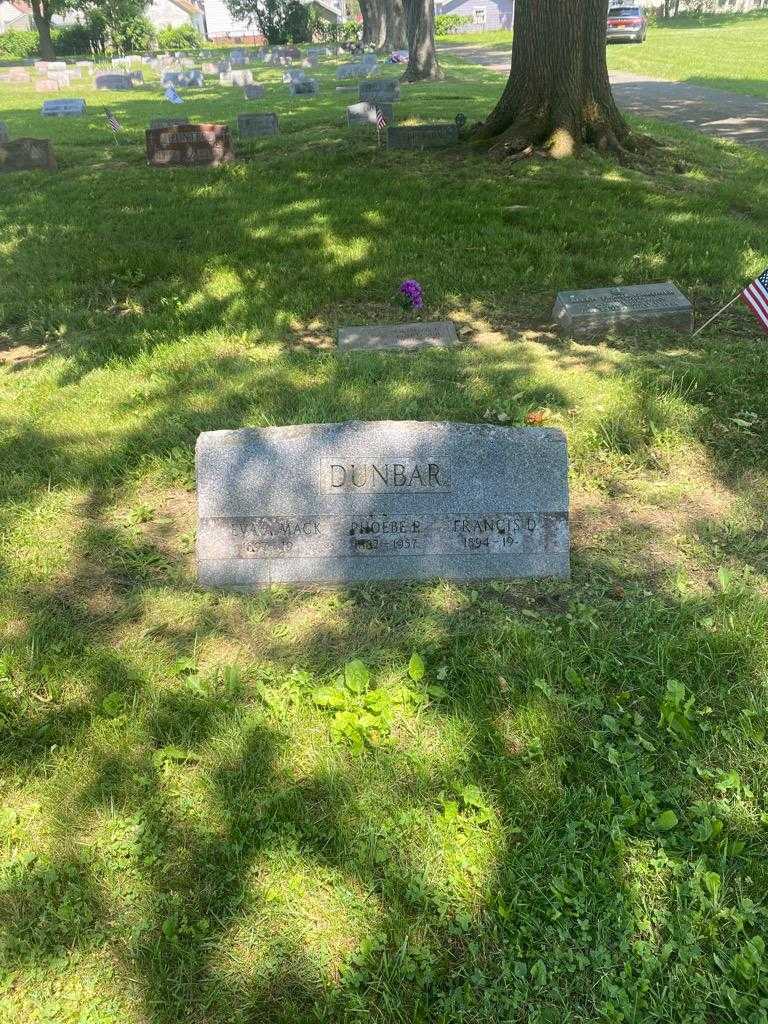 Phoebe E. Dunbar's grave. Photo 2
