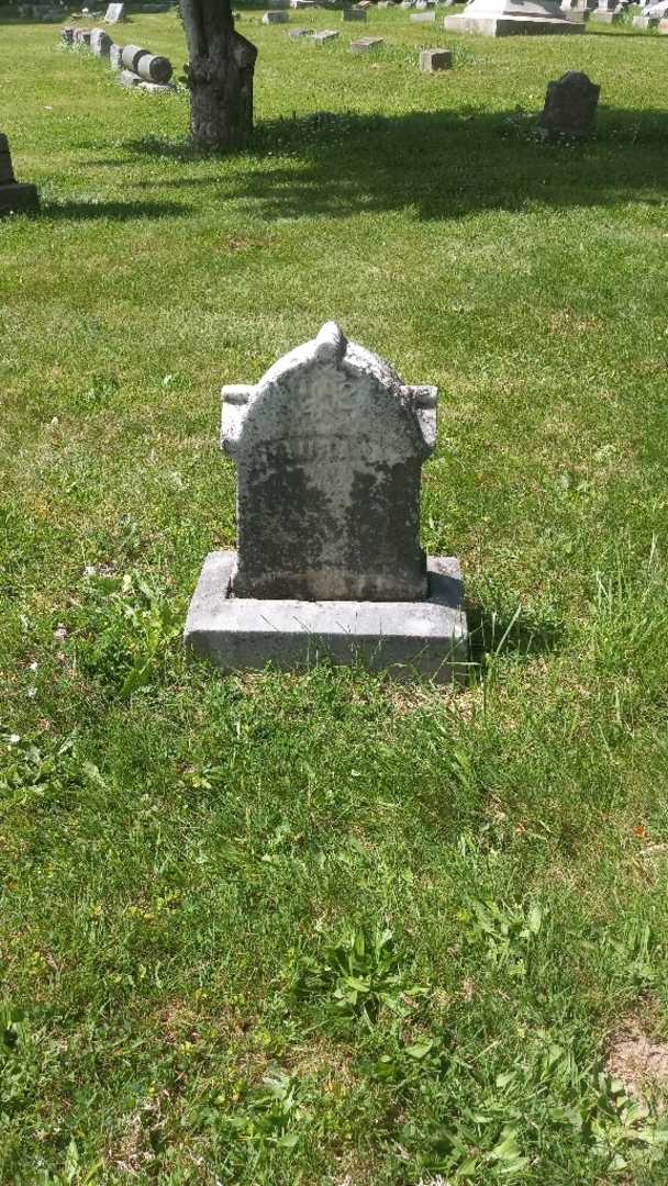 Laura Theobald's grave. Photo 2