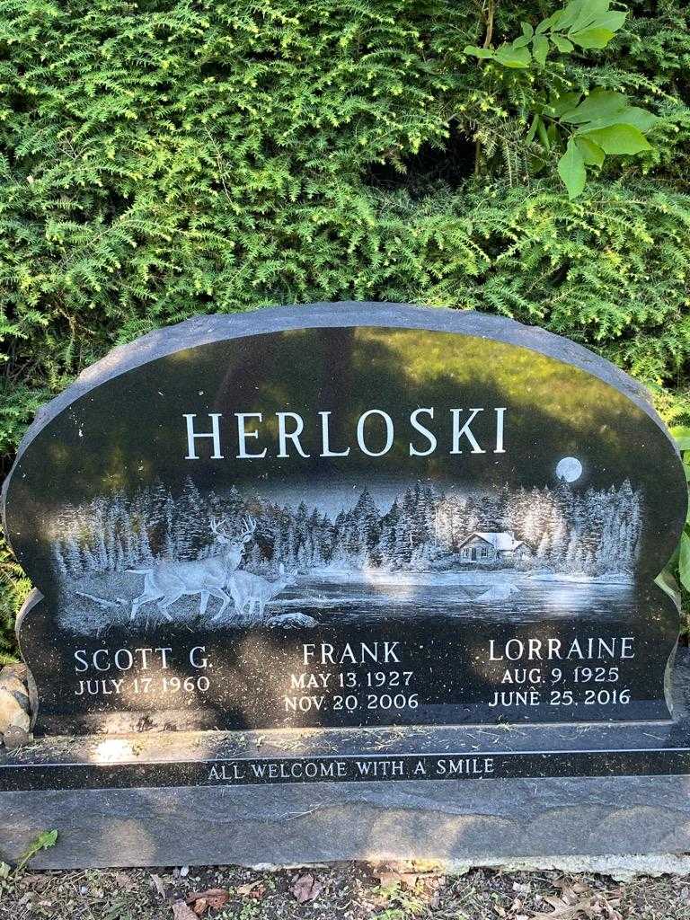 Frank Herloski's grave. Photo 3