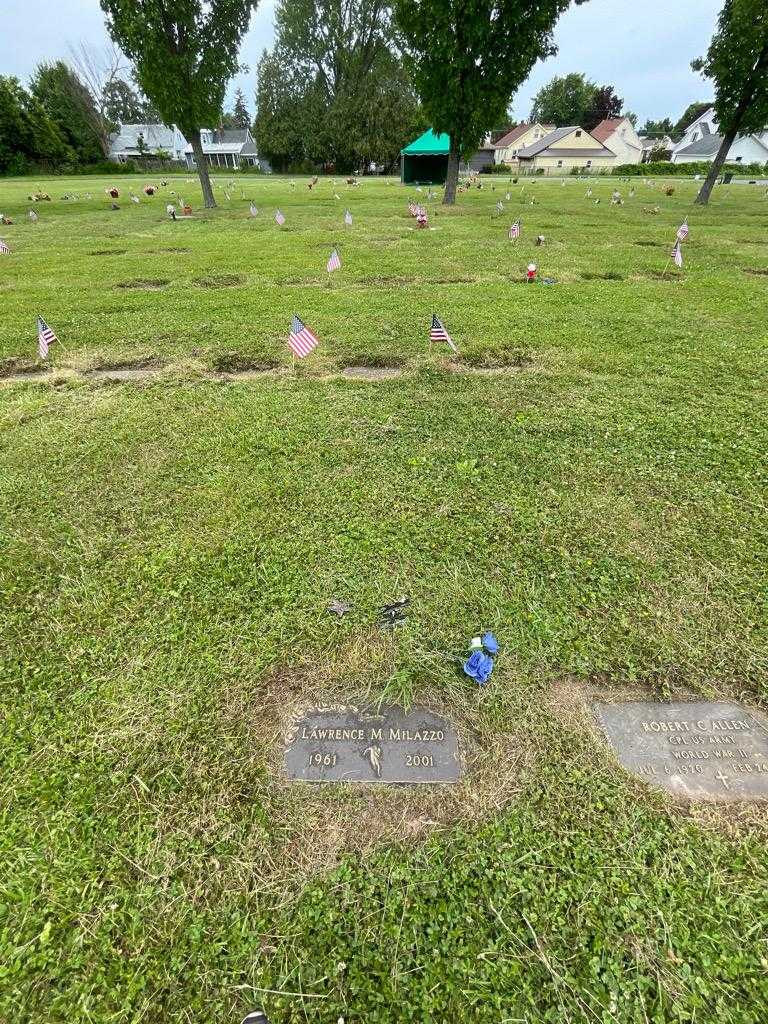 Lawrence M. Milazzo's grave. Photo 1