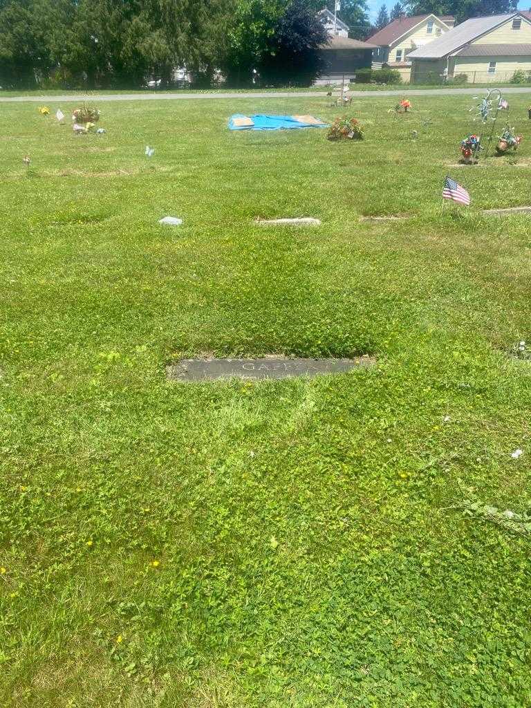 Dorothy Gaffer's grave. Photo 2