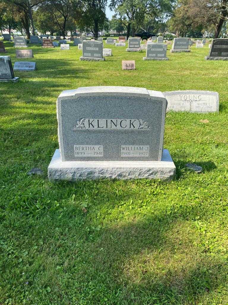 William J. Klinck's grave. Photo 2