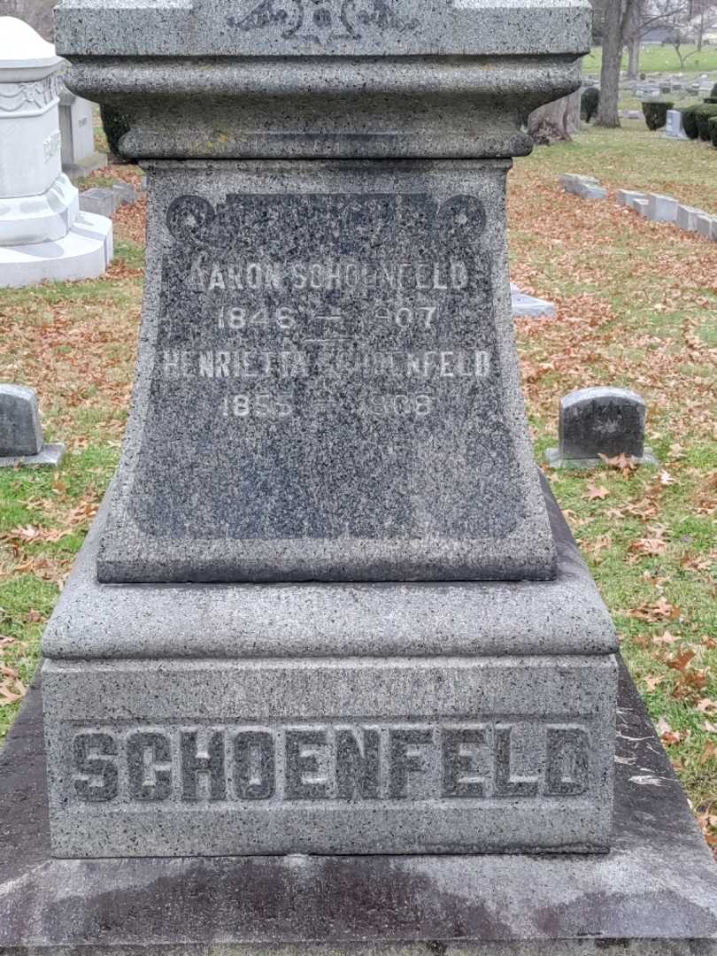 Henrietta Schoenfeld's grave. Photo 3