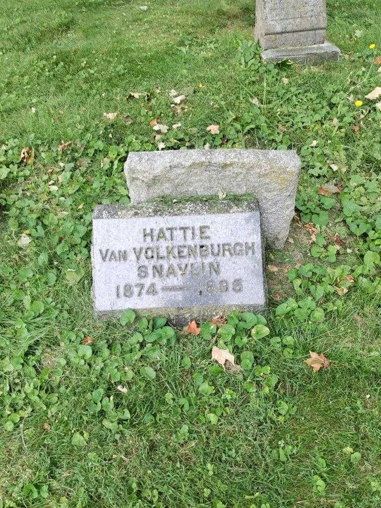 Hattie T. Van Volkenburgh Snavlin's grave. Photo 2