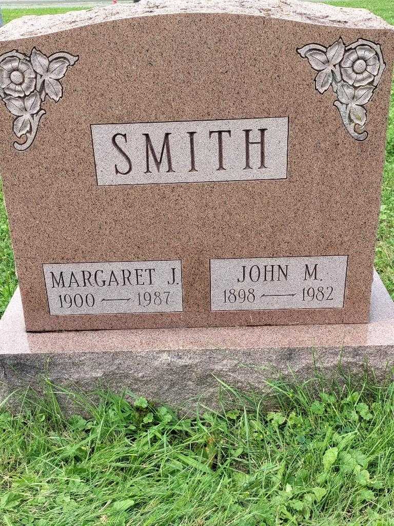 Margaret J. Smith's grave. Photo 3