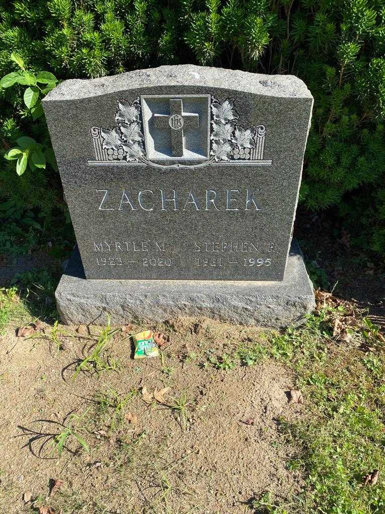 Myrtle M. Zacharek's grave. Photo 2