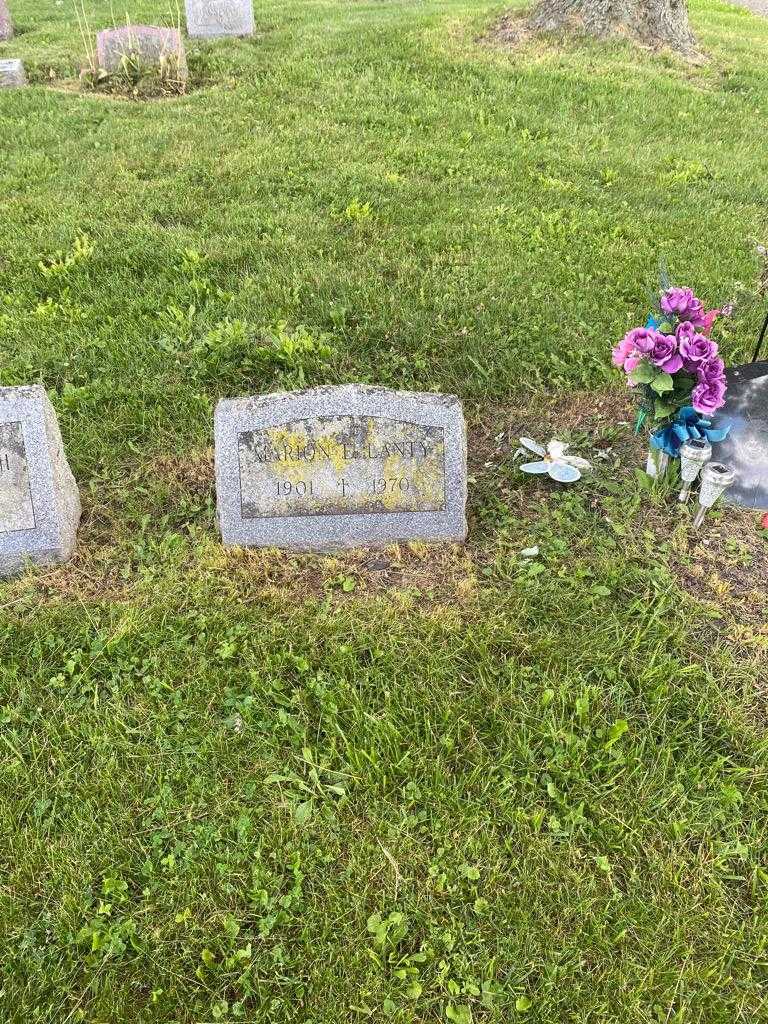 Marion E. Lanty's grave. Photo 2