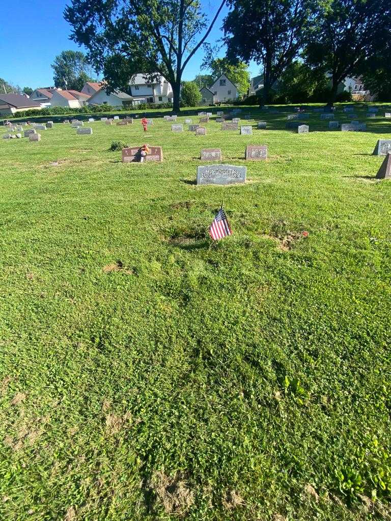 John R. Gronau Senior's grave. Photo 1