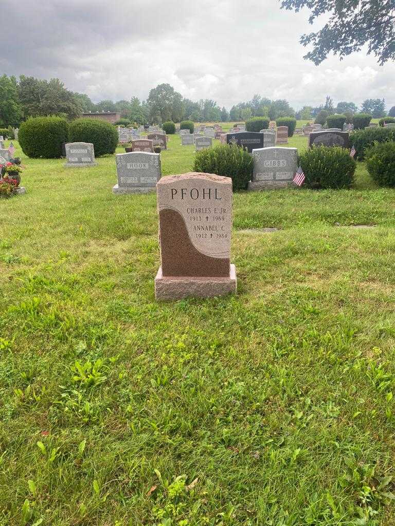 Charles E. Pfohl Junior's grave. Photo 2