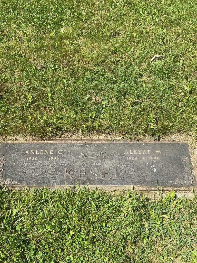 Albert W. Kesel's grave. Photo 3