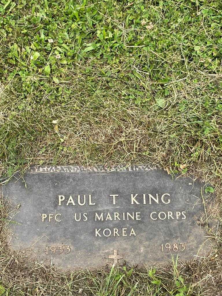 Paul T. King's grave. Photo 3