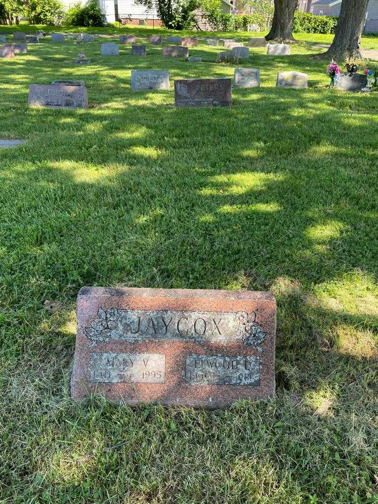 Mary V. Jaycox's grave. Photo 2