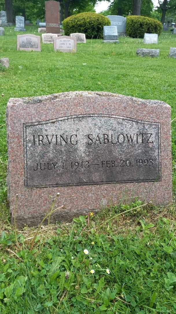 Irving Sablowitz's grave. Photo 3