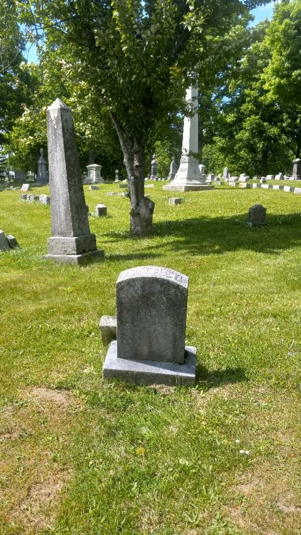 Nicholas Theobald's grave. Photo 1