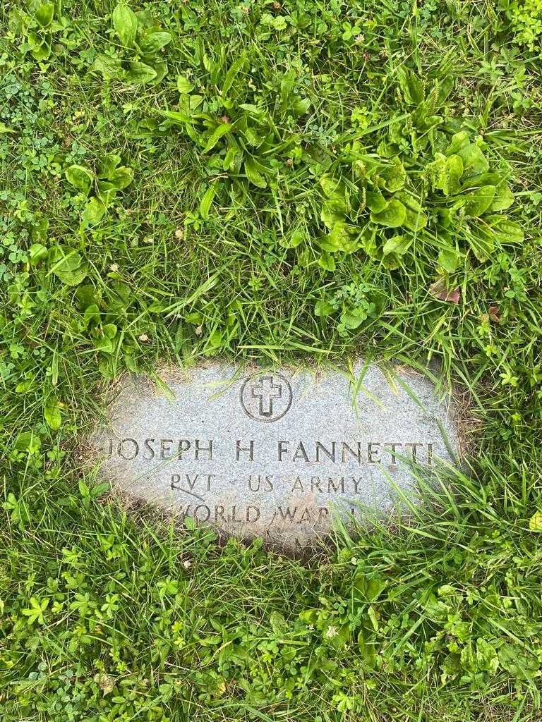 Joseph H. Fanetti's grave. Photo 4