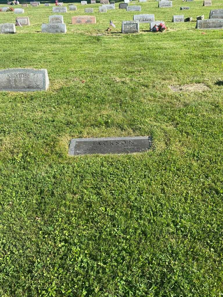 Florence С. Jackson's grave. Photo 2