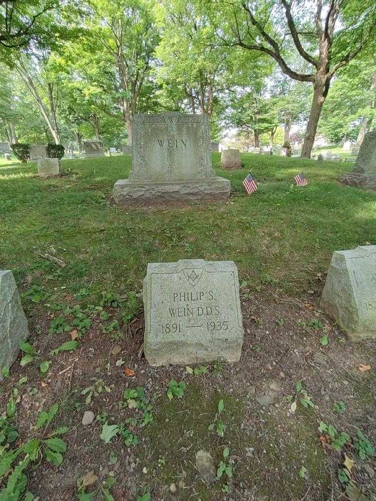 Philip S. Wein's grave. Photo 1