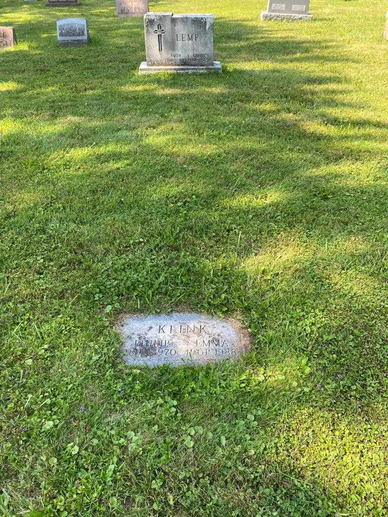 Emma Klink's grave. Photo 2