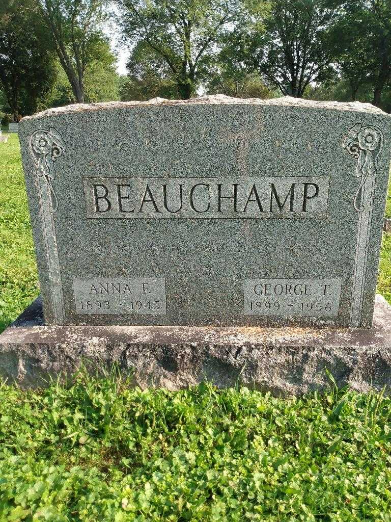 Anna F. Beauchamp's grave. Photo 2