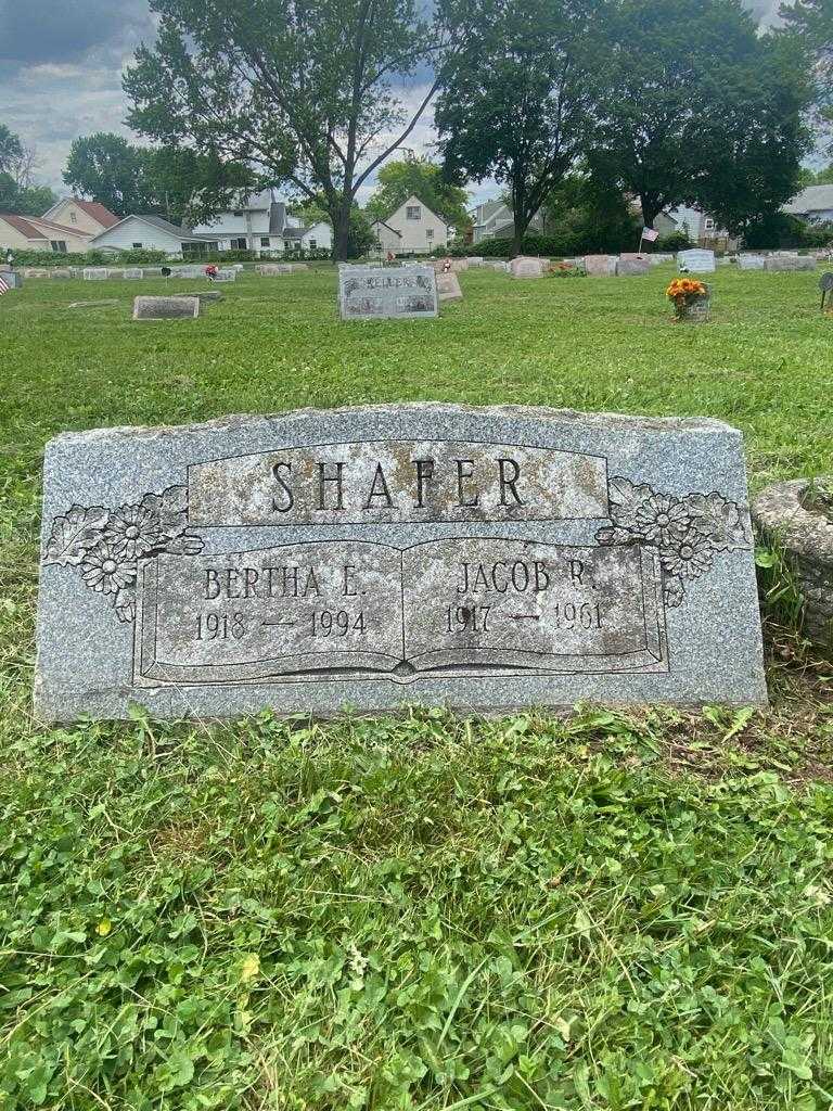 Jacob R. Shafer's grave. Photo 3