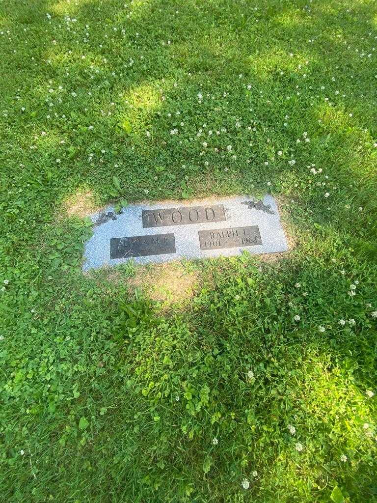Clara M. E. Wood's grave. Photo 1