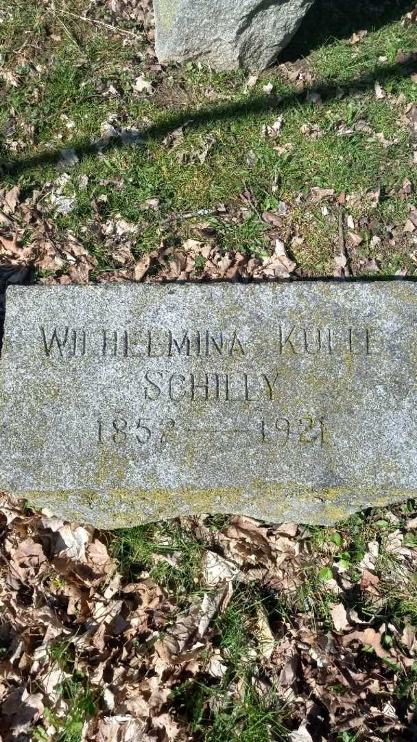 Wilhelmina L. Kulle Schilly's grave. Photo 3