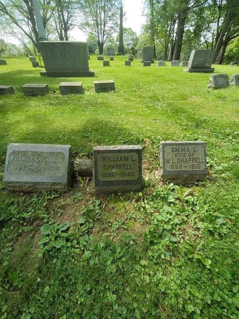 William L. Chappell's grave. Photo 2
