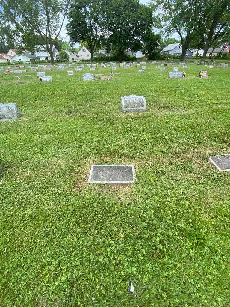 William L.C. Horstig's grave. Photo 1