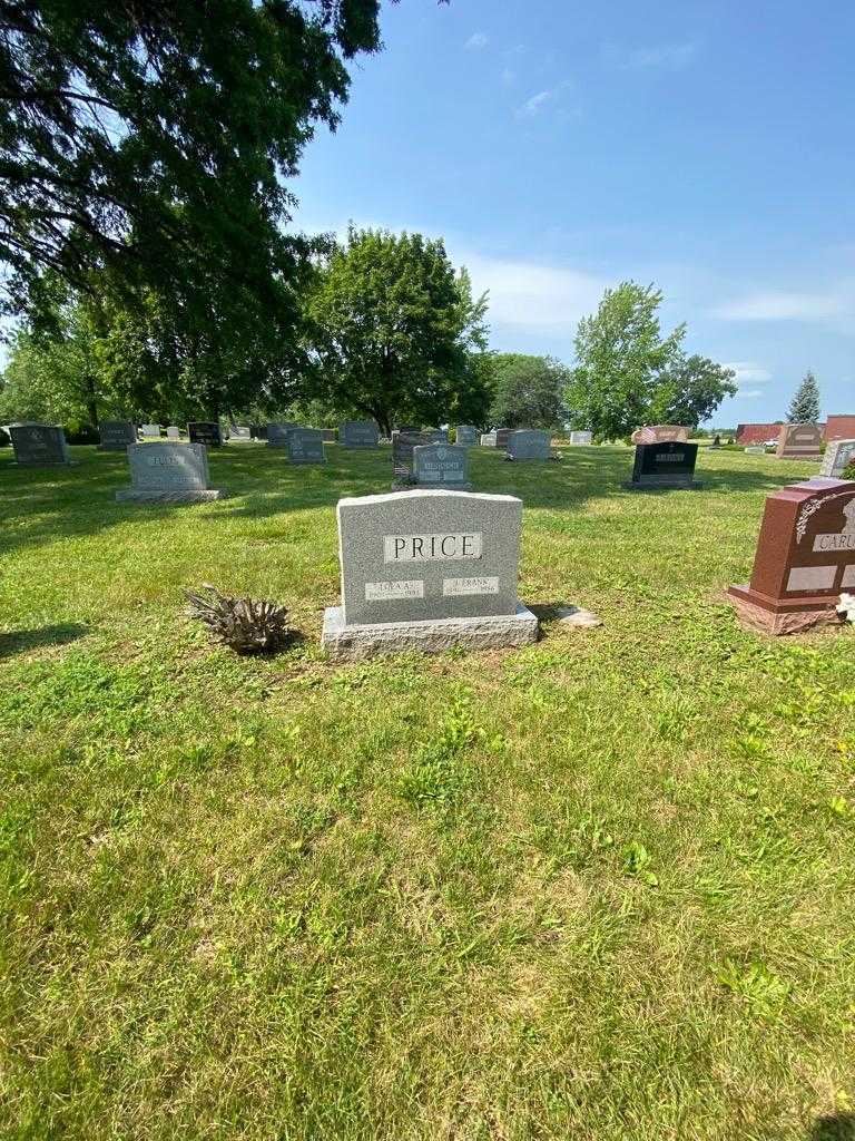 Frank J. Price's grave. Photo 1