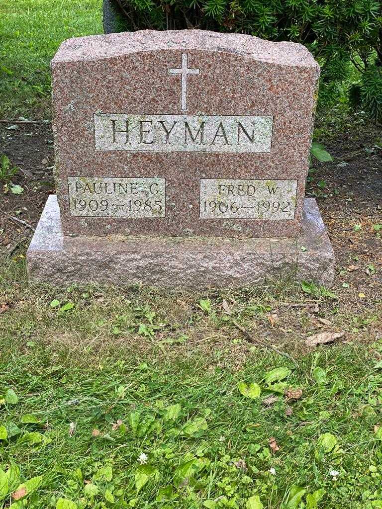 Fred W. Heyman's grave. Photo 3