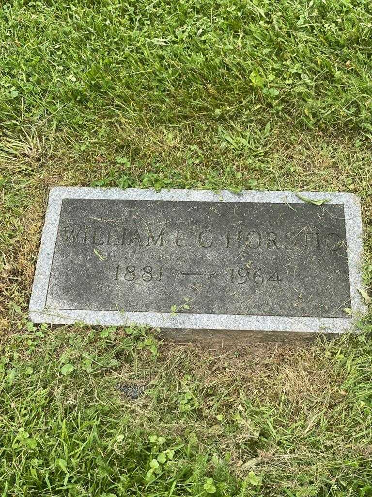 William L.C. Horstig's grave. Photo 3