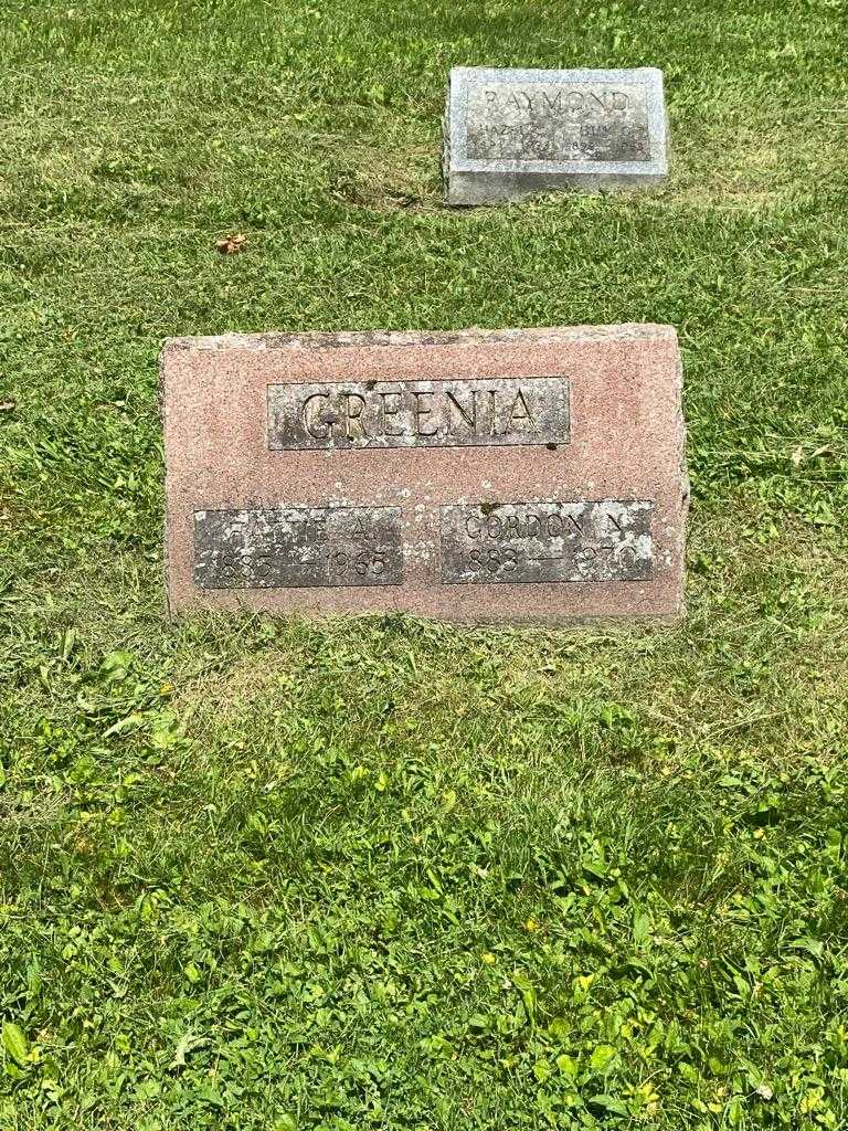 Hattie A. Greenia's grave. Photo 3