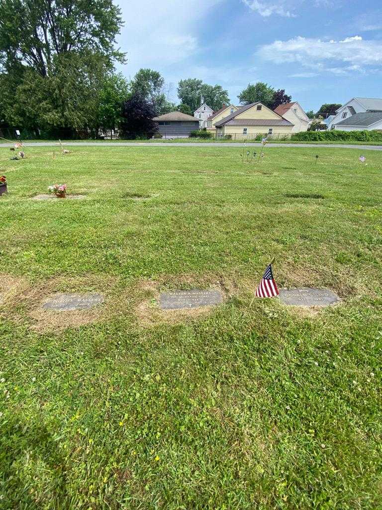 Walter R. Masters's grave. Photo 1