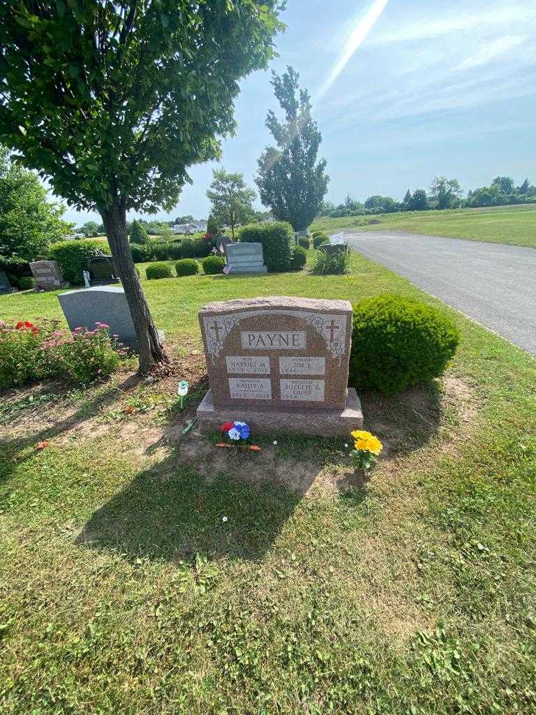 Kathy A. Payne's grave. Photo 1