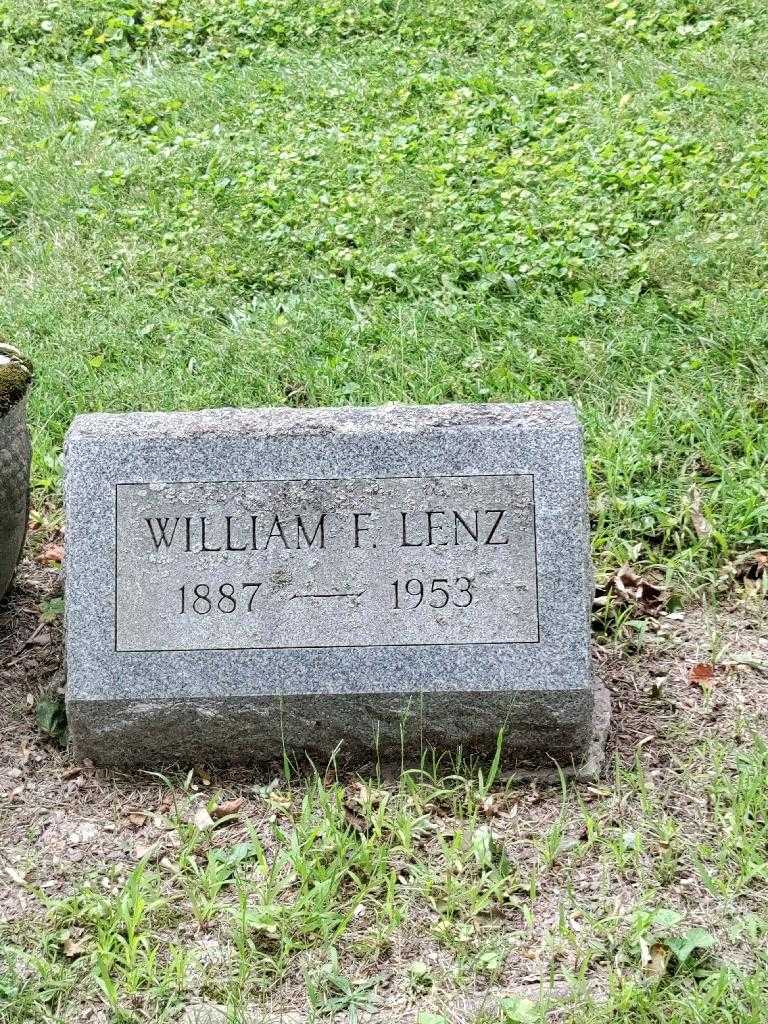 William F. Lenz's grave. Photo 3