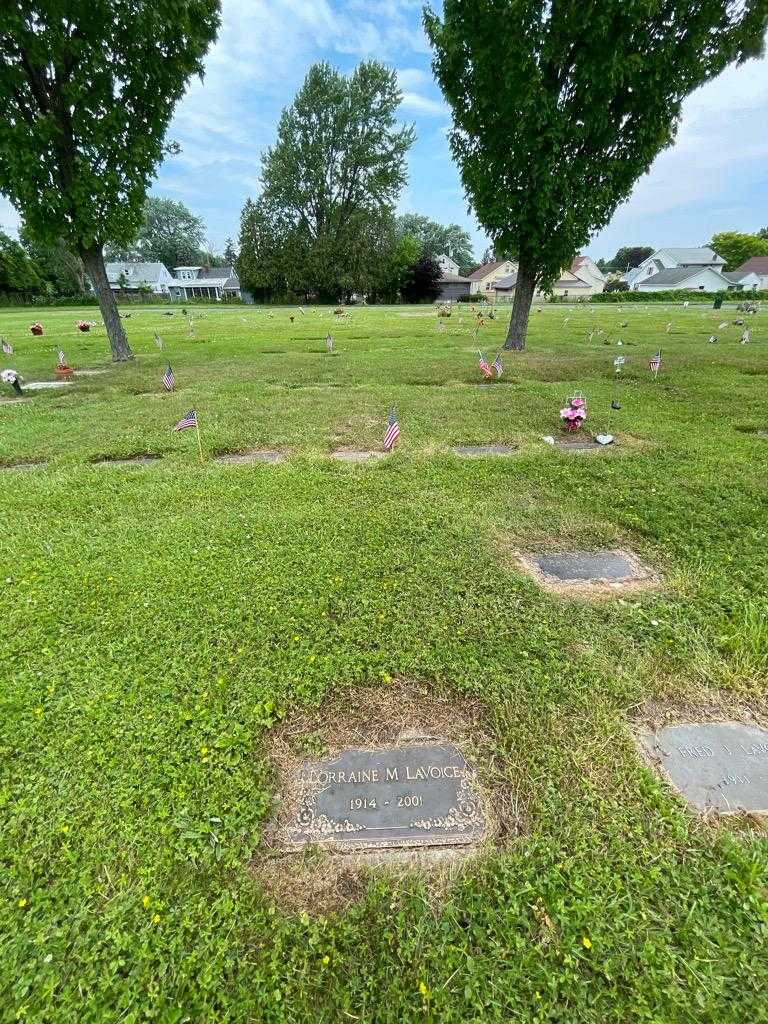 Lorraine M. Lavoice's grave. Photo 1