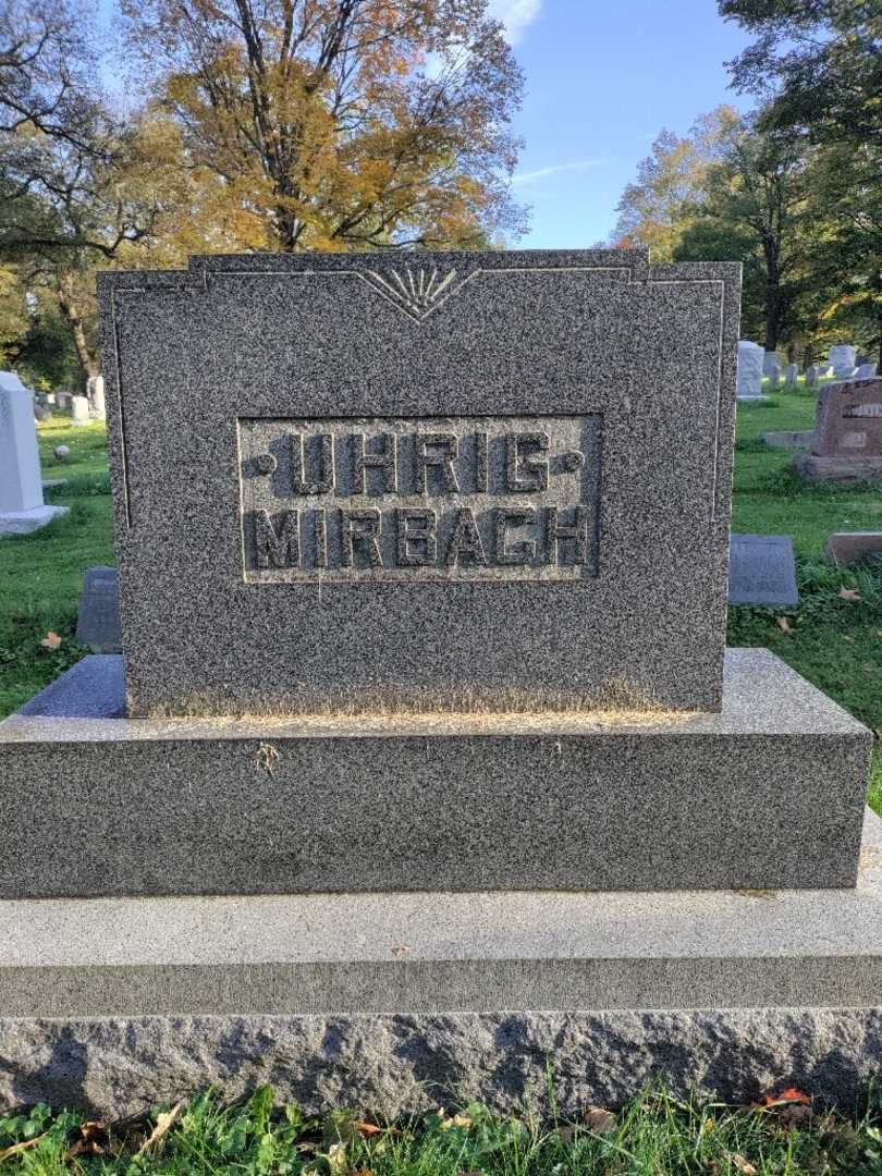 Marie J. Uhrig's grave. Photo 4